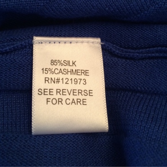 Vera Wang Blue Bow Cardigan - Picture 9 of 9